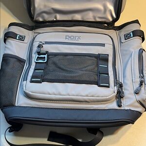 Gray Food Storage Cooler Bag - Insulated Meal Organizer